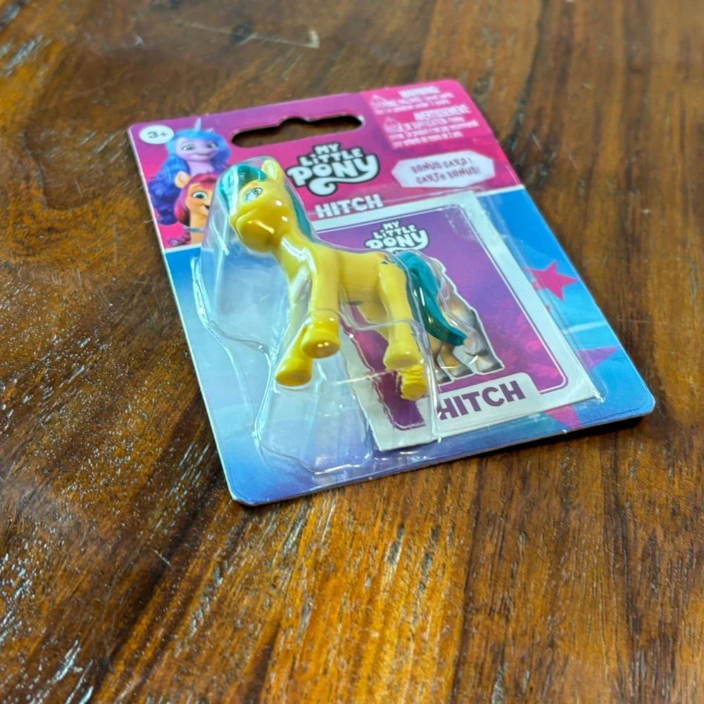 My Little Pony Hitch Trailblazer G5 Mini Figure with Bonus Card Just Play‎ 2024